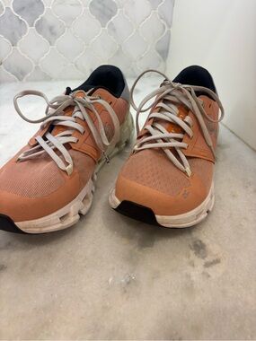 On Running Women’s Sneakers in Rust/Peach with Cream Laces